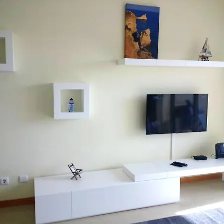 One Bedroom With Sea View Shared Pool And Balcony At 1 Km Away From The Albufeira