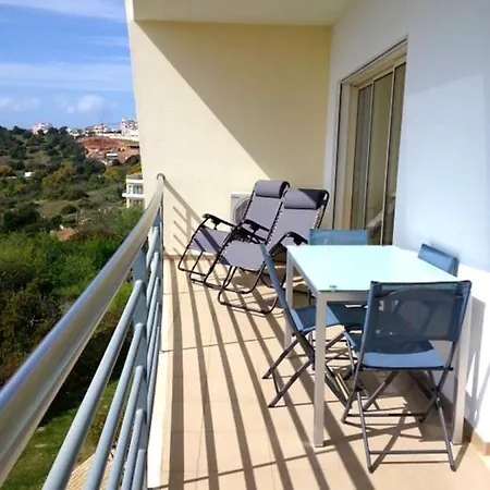 One Bedroom With Sea View Shared Pool And Balcony At 1 Km Away From The Albufeira